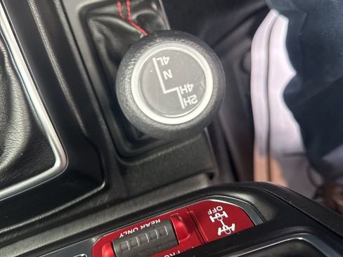 Used 2020 Jeep Wrangler Unlimited Rubicon image 35