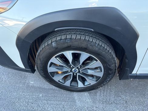 Certified 2023 Subaru Outback Limited XT image 8