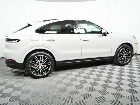 New 2026 Porsche Cayenne Coupe AWD/4WD image 29