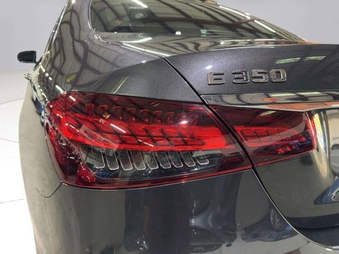 Used 2023 Mercedes-Benz E 350 4MATIC Sedan image 11