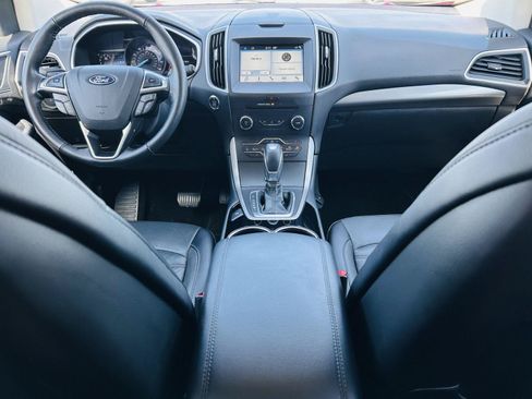 Used 2018 Ford Edge SEL w/ Equipment Group 201A FWD image 20