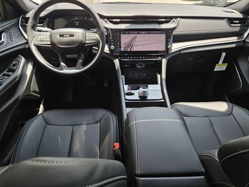 New 2026 Jeep Grand Cherokee Limited AWD/4WD image 9