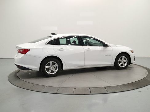 Used 2024 Chevrolet Malibu LS w/ Driver Confidence Package FWD image 8