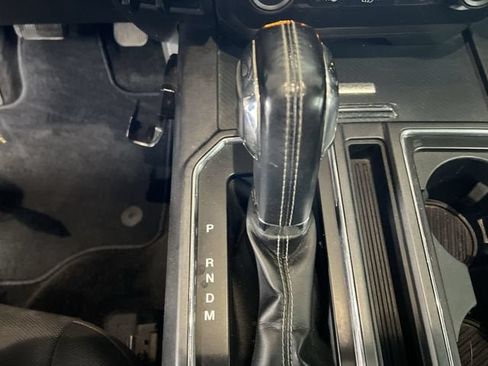 Used 2018 Ford F150 XLT w/ Equipment Group 302A Luxury AWD/4WD image 16