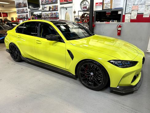 Used 2022 BMW M3 Competition w/ M Carbon Exterior Package image 4