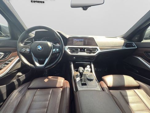 Used 2020 BMW 330i xDrive Sedan w/ Premium Package AWD/4WD image 16