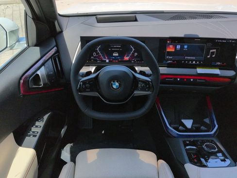 New 2026 BMW X3 xDrive30i w/ Premium Package AWD/4WD image 16