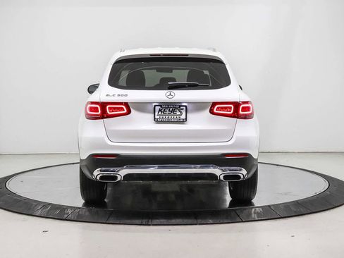 Certified 2022 Mercedes-Benz GLC 300 image 3