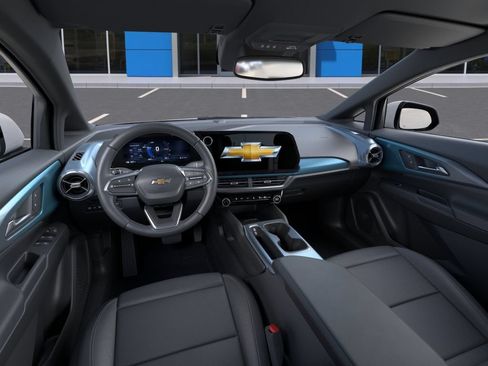 New 2026 Chevrolet Equinox EV LT AWD/4WD image 16