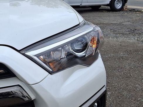 Used 2021 Toyota 4Runner Nightshade AWD/4WD image 36