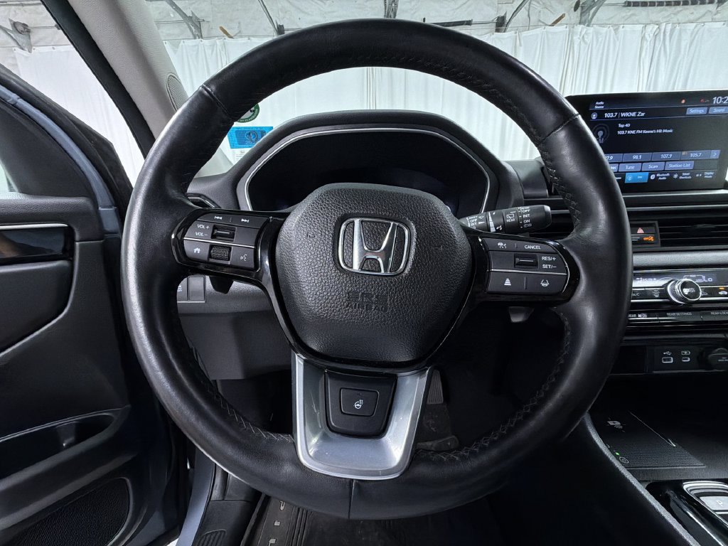 Used 2025 Honda Pilot Touring image 28