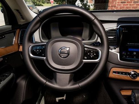 Used 2024 Volvo XC90 B6 Plus w/ Protection Package Premier AWD/4WD image 26