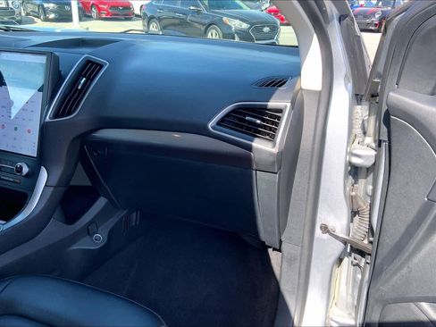 Certified 2024 Ford Edge SEL AWD/4WD image 18
