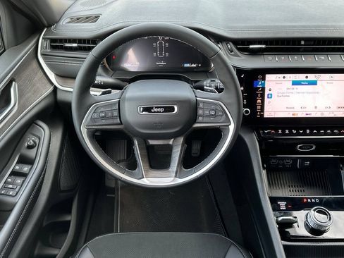 New 2026 Jeep Grand Cherokee L 4WD image 14