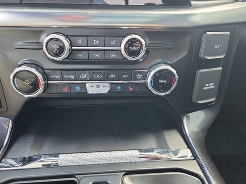 Used 2023 Ford F150 Lariat w/ Equipment Group 502A High AWD/4WD image 21