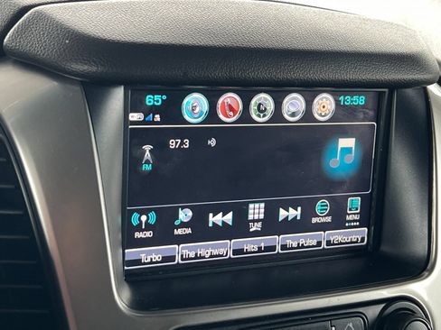 Used 2019 Chevrolet Tahoe LS w/ Enhanced Driver Alert Package AWD/4WD image 27