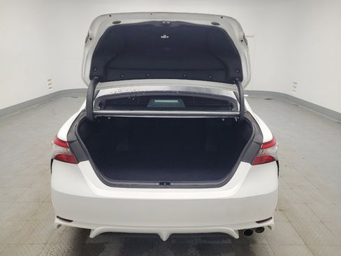 Used 2019 Toyota Camry SE image 29