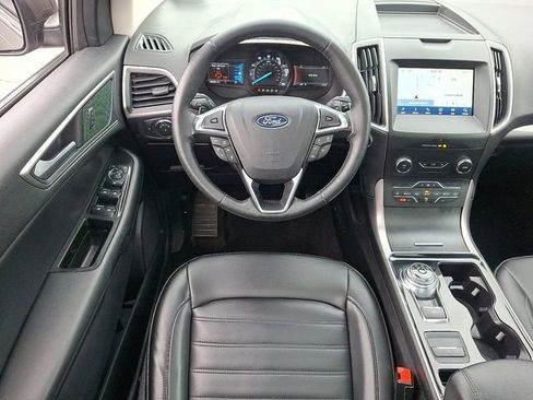 Used 2020 Ford Edge SEL w/ Cold Weather Package image 12