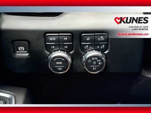 Used 2024 GMC Sierra 1500 Denali w/ Denali Reserve Package AWD/4WD image 35