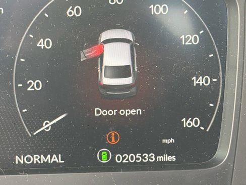 Used 2024 Honda Civic Touring image 10