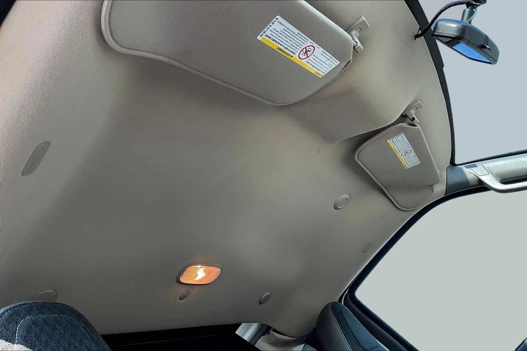 Used 2025 GMC Savana 2500 w/ Driver Convenience Package RWD image 26