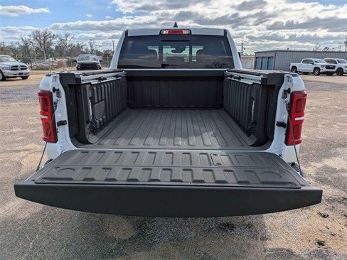 Used 2025 RAM 1500 Limited w/ Trailer Tow Group image 14