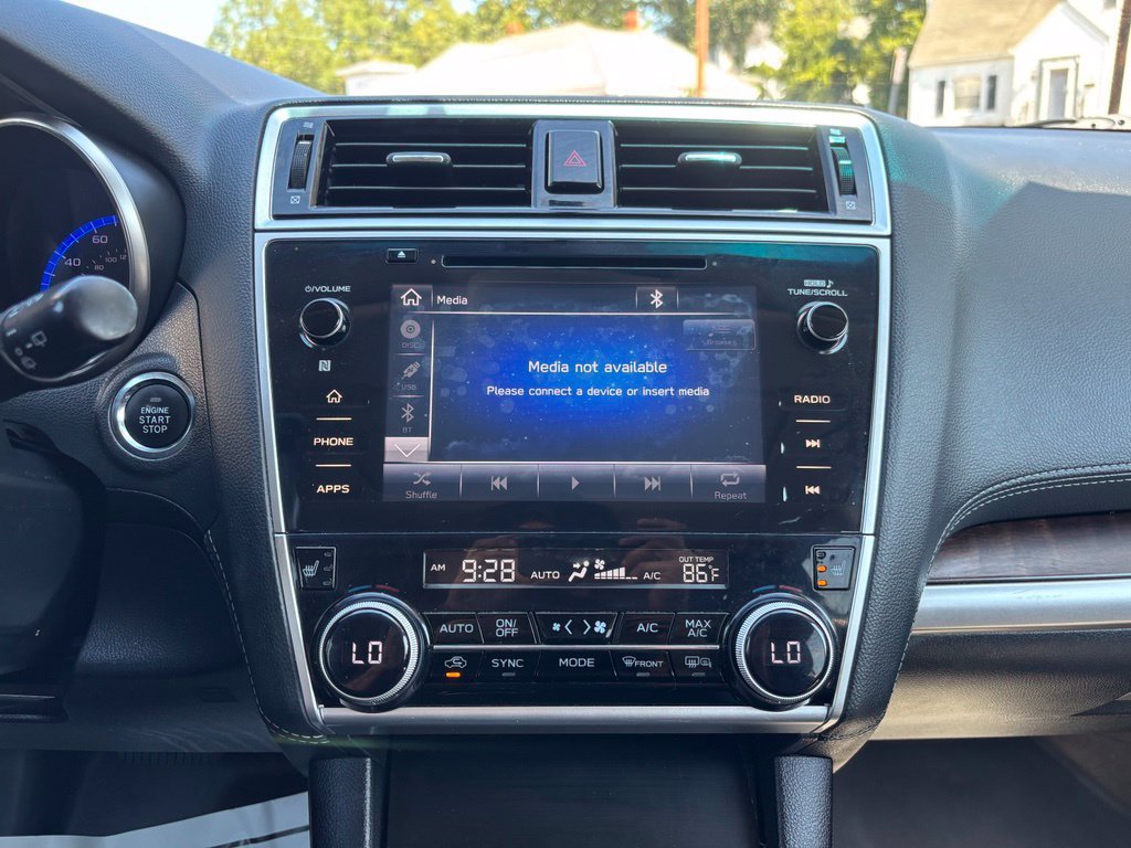 Used 2018 Subaru Outback 2.5i Limited AWD/4WD image 34