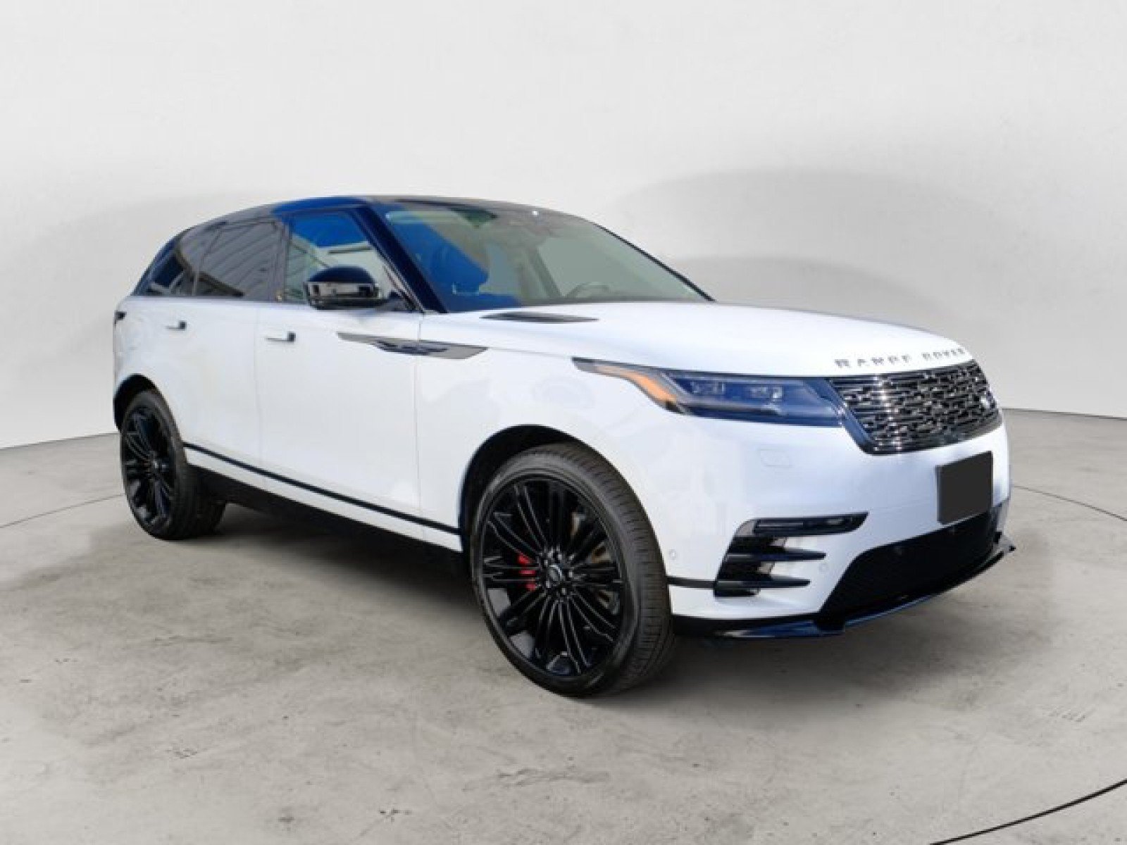 Certified 2025 Land Rover Range Rover Velar Dynamic SE AWD/4WD image 7