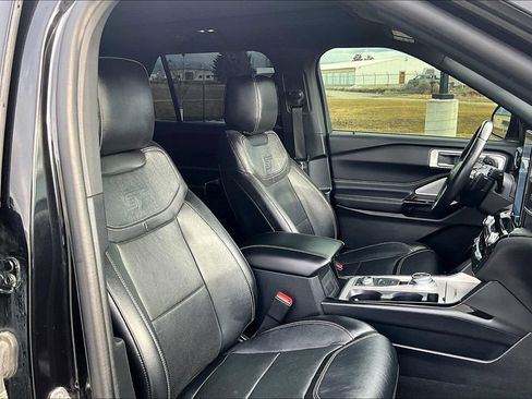 Used 2021 Ford Explorer ST w/ Premium Technology Package image 7