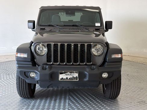 Used 2024 Jeep Wrangler Sport AWD/4WD image 6