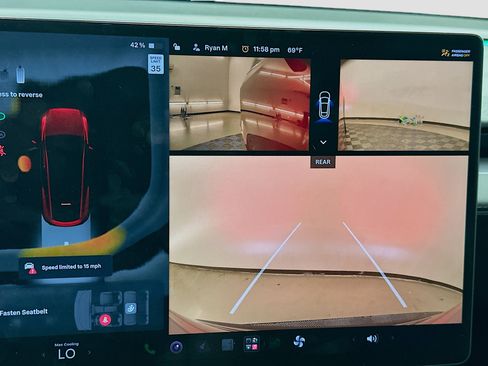 Used 2026 Tesla Model Y Long Range AWD/4WD image 22