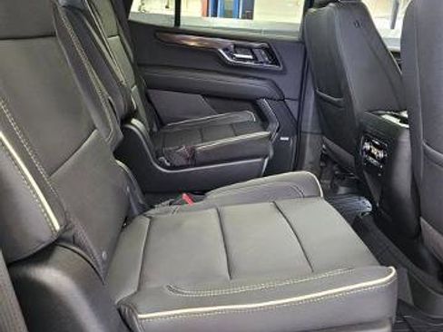 New 2026 GMC Yukon XL Denali image 16