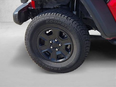 Used 2021 Jeep Gladiator Sport AWD/4WD image 22