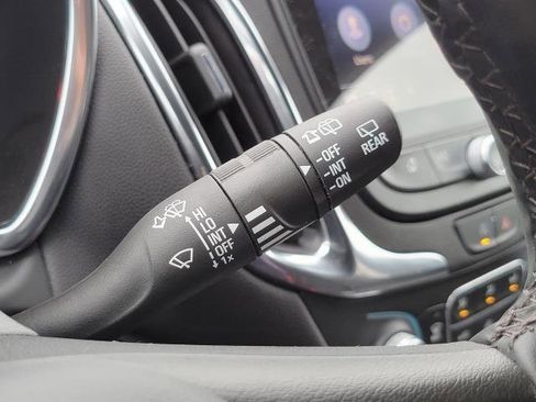 Used 2024 Chevrolet Equinox LT image 16