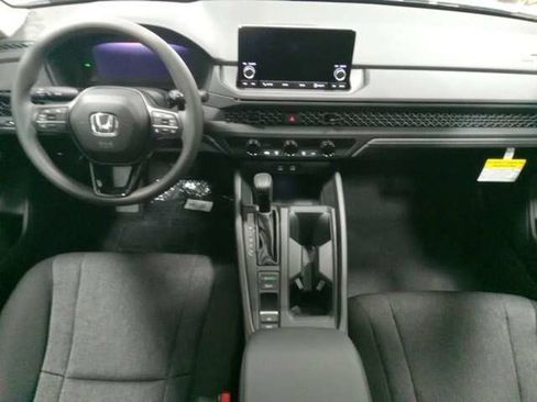Used 2023 Honda Accord LX image 19
