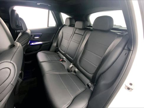 New 2026 Mercedes-Benz GLC 300 image 7