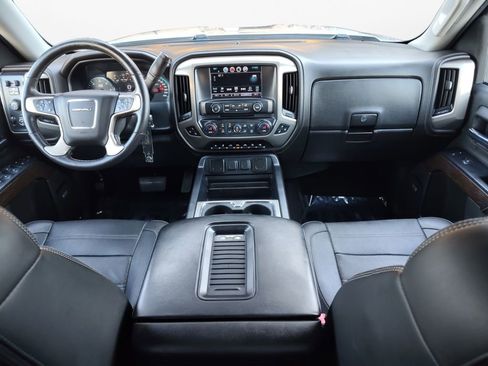 Used 2017 GMC Sierra 1500 Denali image 3