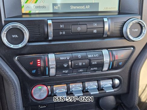 Used 2019 Ford Mustang GT Premium image 30