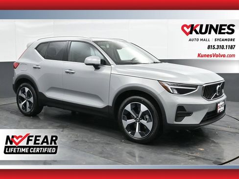 New 2025 Volvo XC40 B5 Core w/ Protection Package Premier image 1