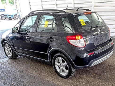 Used 2007 Suzuki SX4 AWD Hatchback image 4