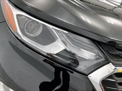 Used 2020 Chevrolet Equinox LS w/ LS Convenience Package image 30