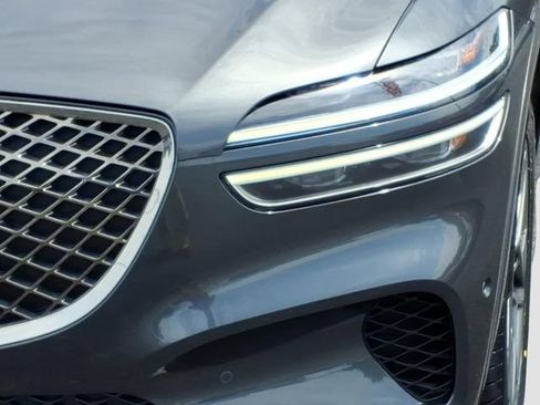 Used 2023 Genesis GV70 2.5T w/ Advanced Package AWD/4WD image 10