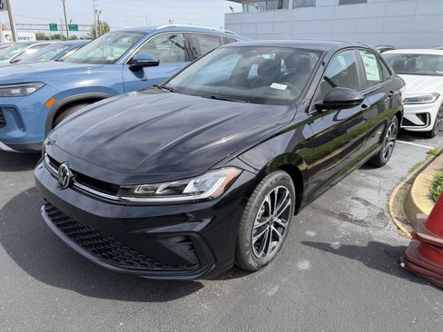 New 2026 Volkswagen Jetta Sport FWD image 4