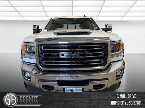 Used 2017 GMC Sierra 2500 SLT w/ Duramax Plus Package image 8