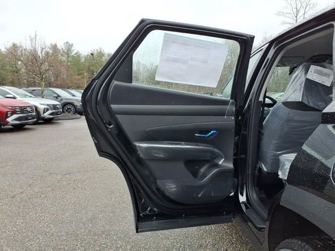 New 2026 Hyundai Tucson SE image 11