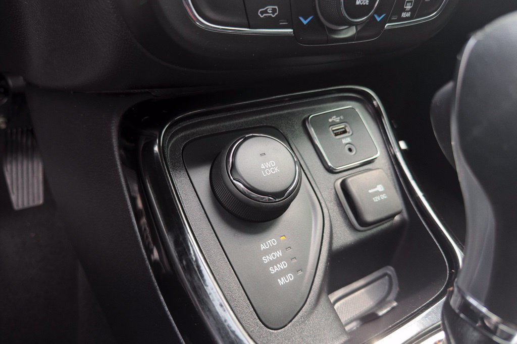 Used 2021 Jeep Compass Limited AWD/4WD image 11