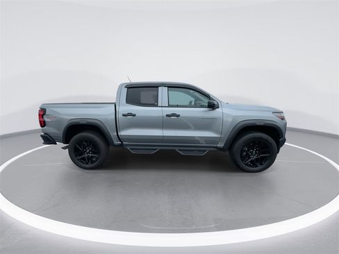 Used 2024 Chevrolet Colorado Trail Boss w/ Advanced Trailering Package image 9