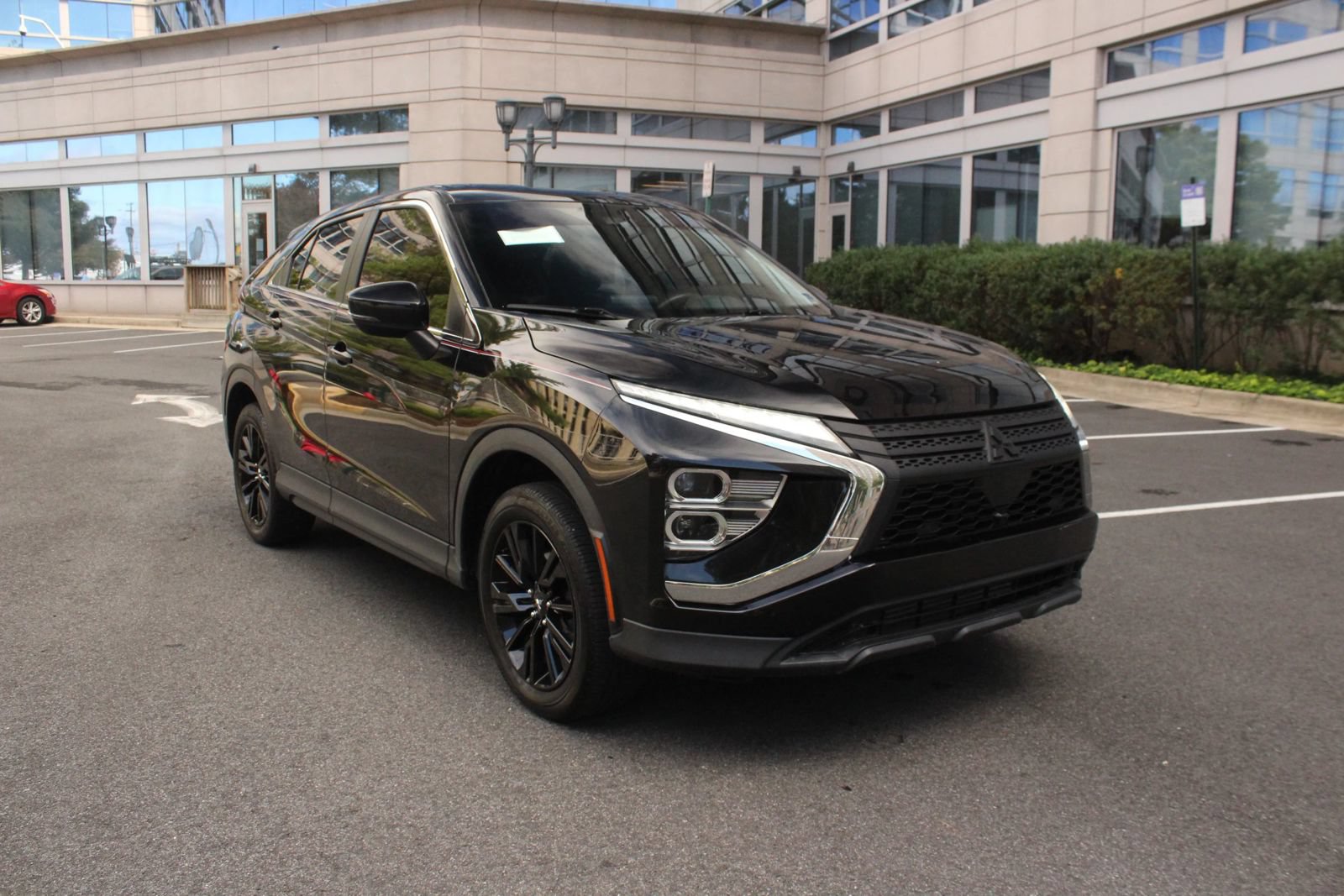 Used 2023 Mitsubishi Eclipse Cross LE AWD/4WD image 1