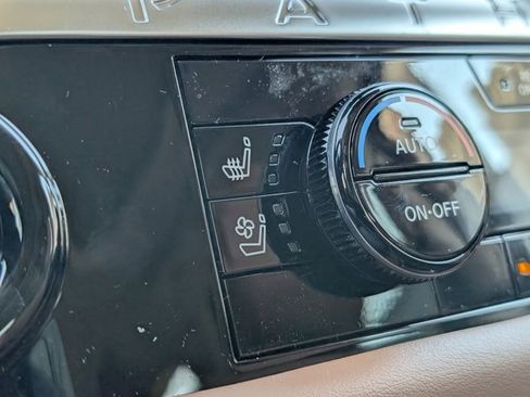 New 2026 Nissan Pathfinder Platinum image 11