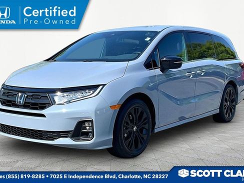 Certified 2025 Honda Odyssey Sport-L image 3